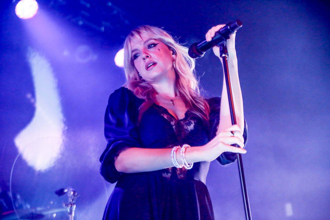 Sunday(1994) Stephaniewebb 29A7502