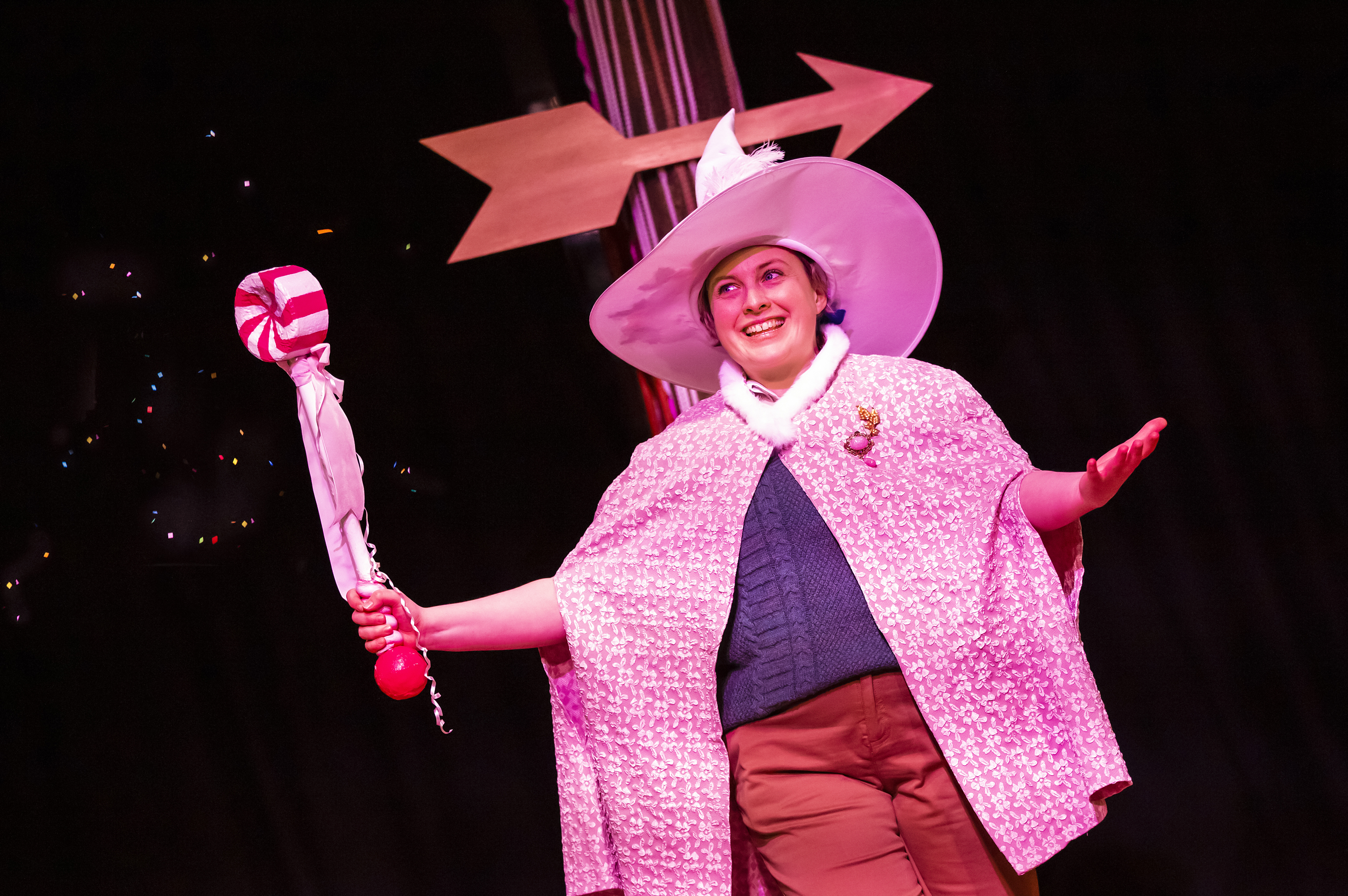 016 Nottingham Playhouse Hansel And Gretel Pamela Raith Photography