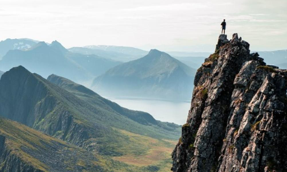 Kendal Mountain Tour Nottingham Left Lion