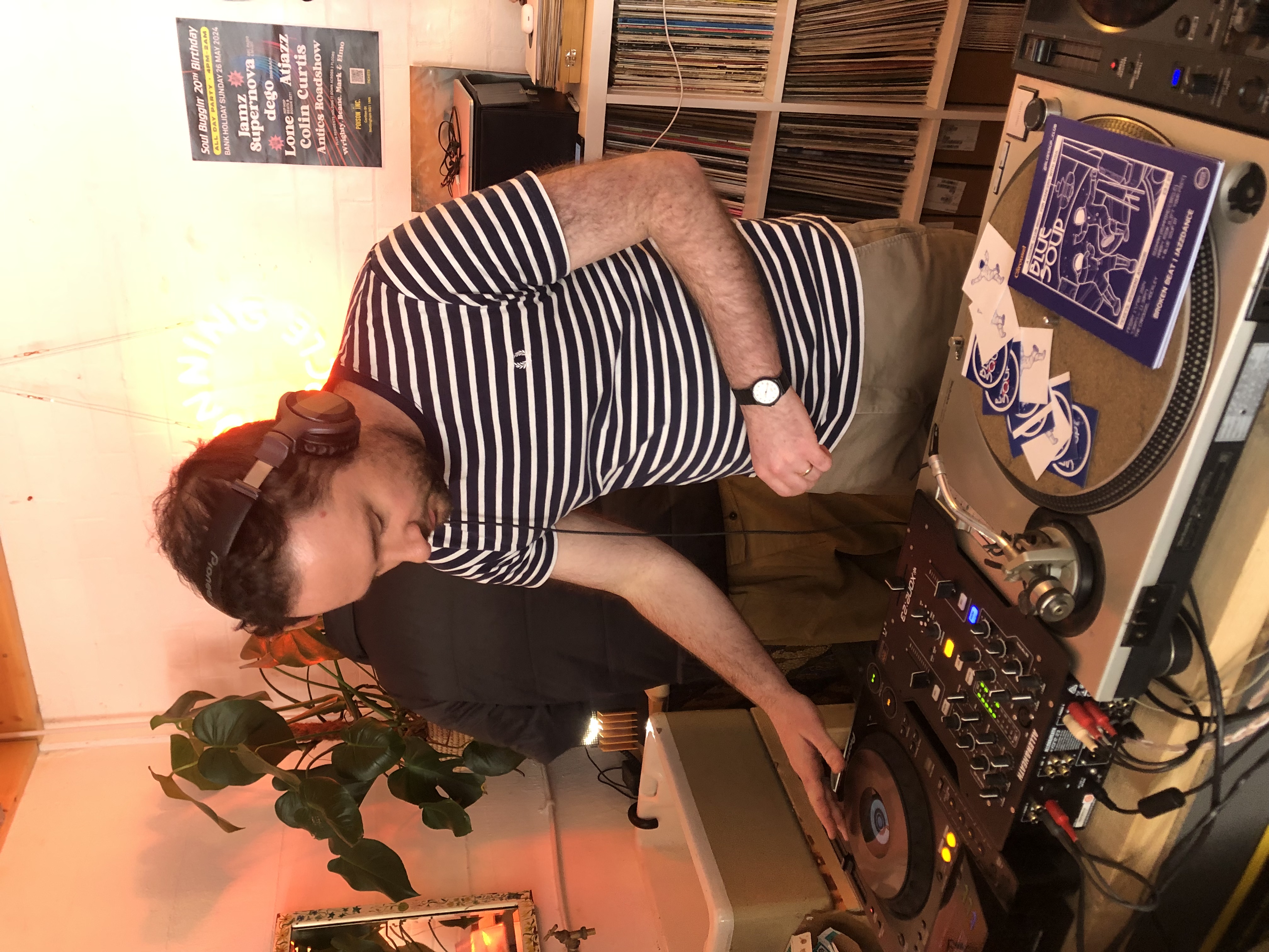 David Triggs (Blue Soup) Djing At Running Circle Record Shop, Saturday 6 April (1)