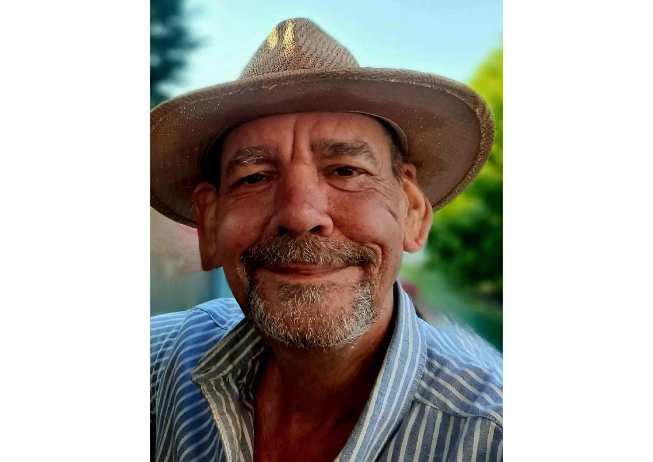 Black Closed Sign Landscape Poster